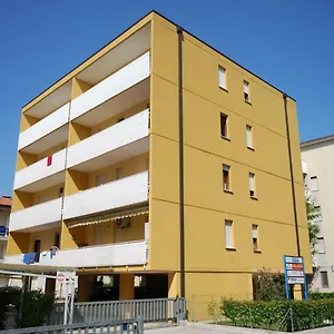 Pleione Apartment